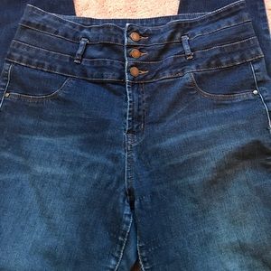 Refuge Skinny High-Waisted Jeans